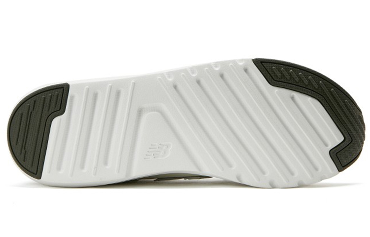 Shop New Balance NB 009 低筒 跑步鞋 男款 橄欖綠