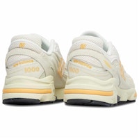New Balance 1000 Footlocker獨家版「礦物海鹽」 M1000FLM Shop New Balance 1000 Footlocker獨家版「礦物海鹽」 M1000FLM