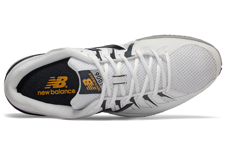 Lookbook New Balance 1006「白黑」MC1006BW