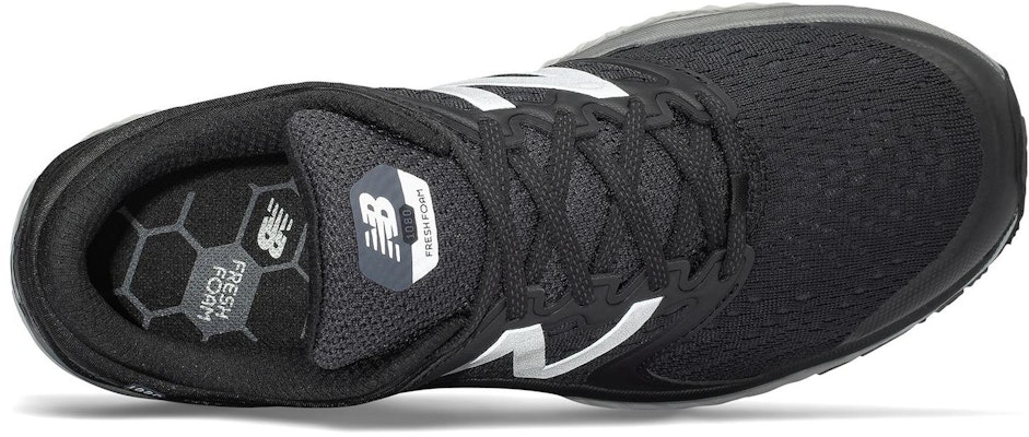뉴발란스 1080v8 블랙 (New Balance 1080v8 Black) M1080BW8 Lookbook 뉴발란스 1080v8 블랙 (New Balance 1080v8 Black) M1080BW8