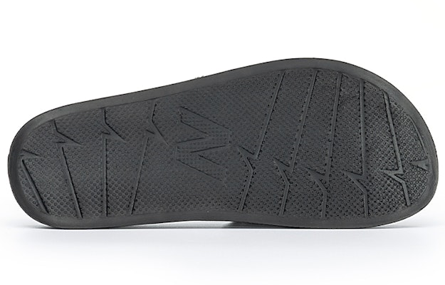 뉴발란스 1101 블랙 슬리퍼 (New Balance 1101 Black Slippers - literal translation, 42 characters) SD1101HBK Purchase 뉴발란스 1101 블랙 슬리퍼 (New Balance 1101 Black Slippers - literal translation, 42 characters) SD1101HBK