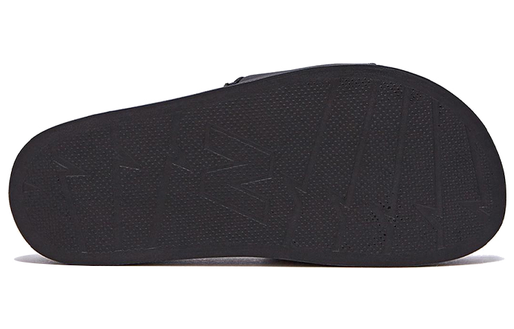 Shop ニューバランス 1101 x Ofr.paris スリッパ (黒) SD1101OFB