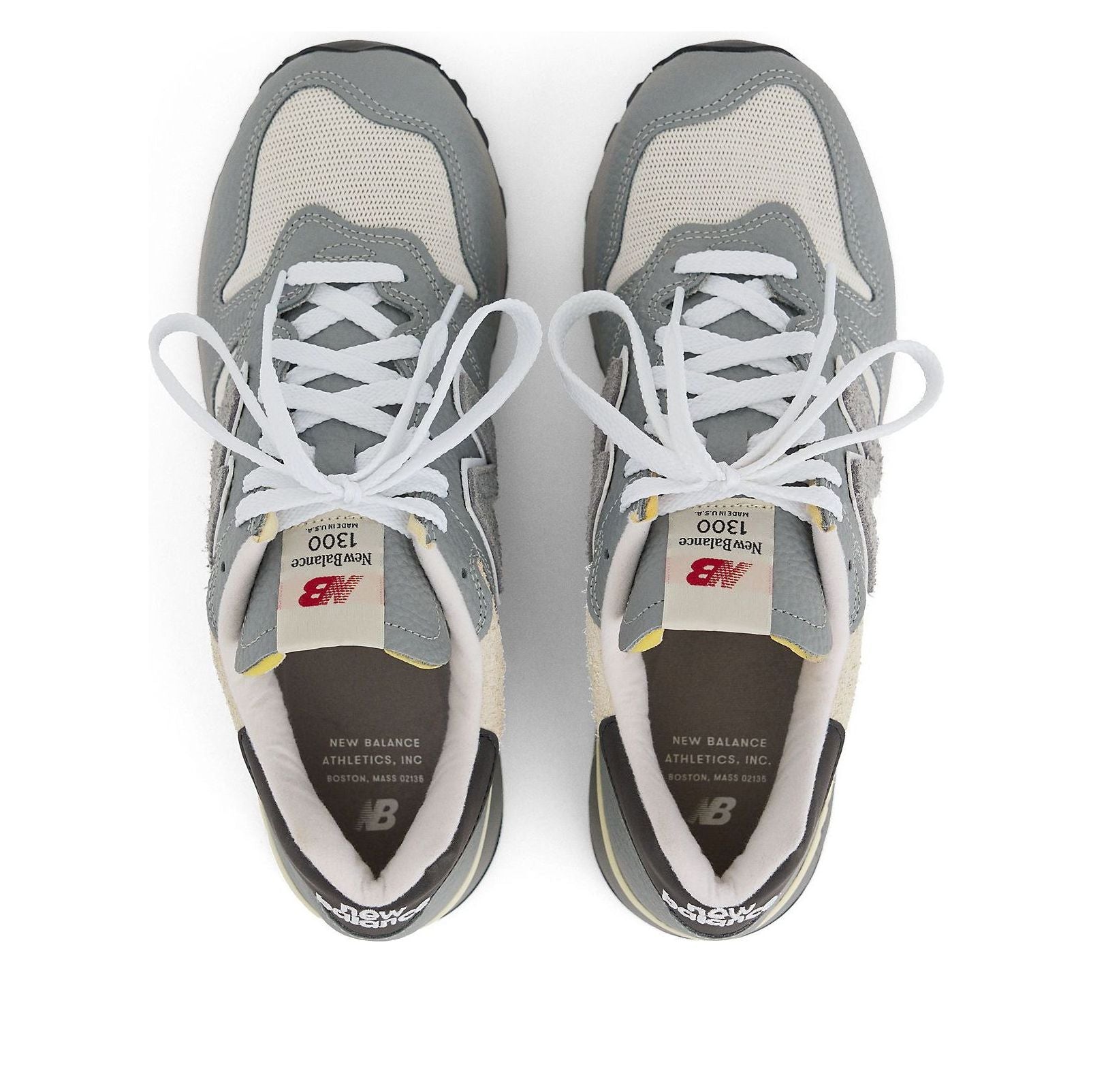 Shop New Balance 1300 美國製「石板灰」 U13007PT