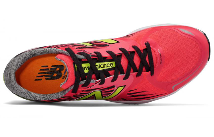 Lookbook New Balance 1400 v4 'Merah Hitam' M1400BP4