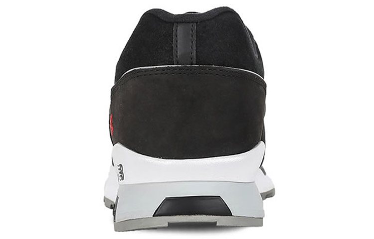 Shop 뉴발란스 1500 블랙/화이트 (New Balance 1500 Black/White - most literal, under limit) MD1500FT