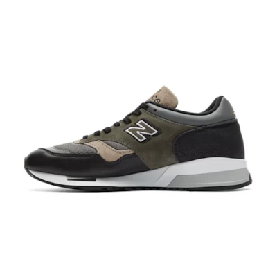NB 1500 Made in England 'Black Cargo'