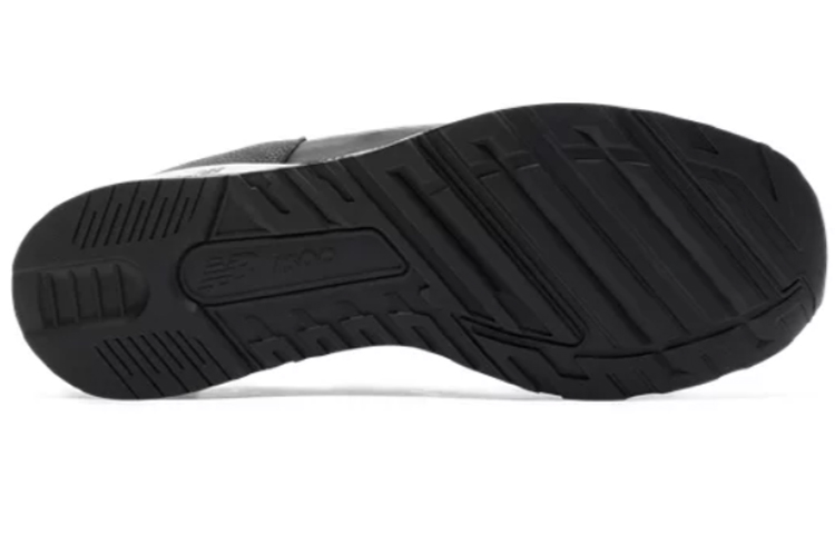 Shop New Balance 1500 英产黑色货物款 M1500FDS