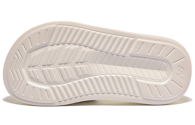 Shop New Balance 1501系列 簡約休閒拖鞋 銀白色 韓版