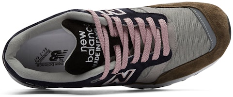 뉴발란스 1530 소프트 헤이즈 (New Balance 1530 Soft Haze) M1530KGL Lookbook 뉴발란스 1530 소프트 헤이즈 (New Balance 1530 Soft Haze) M1530KGL