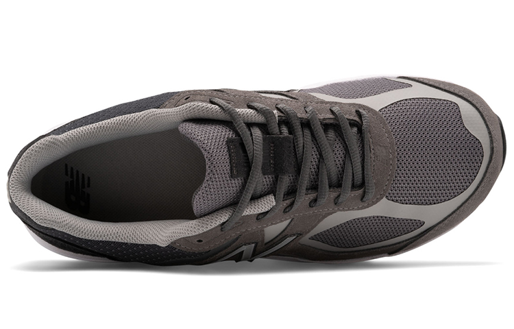 Lookbook New Balance 1540v3 Coklat M1540GP3