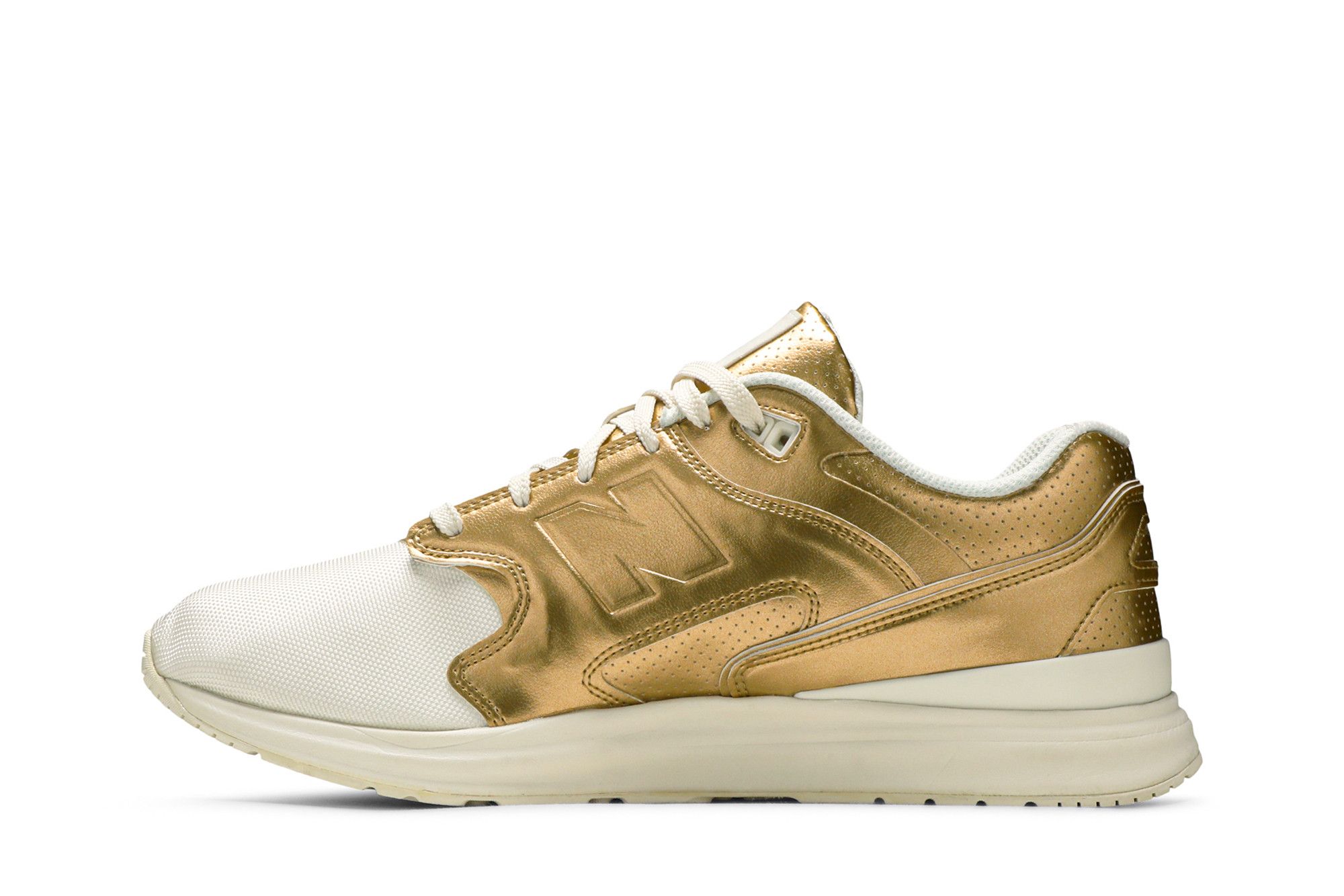 Lookbook 뉴발란스 1550 '메탈릭 골드' (New Balance 1550 'Metallic Gold') ML1550GW