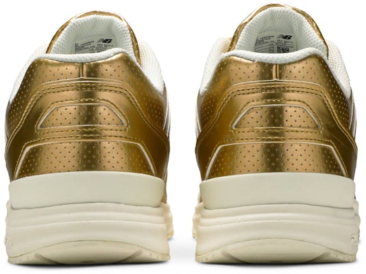 New Balance 1550 'Emas Metalik' ML1550GW Details for New Balance 1550 'Emas Metalik' ML1550GW