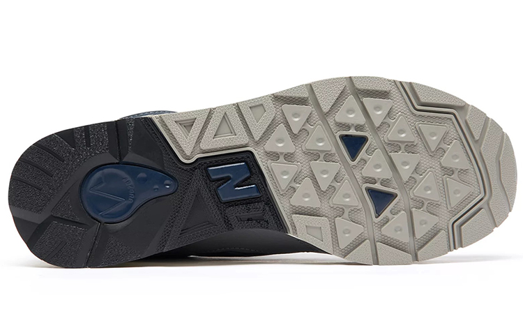 Shop 뉴발란스 1600 '그레이' CM1600G CM1600G