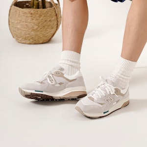 뉴발란스 1600 그레이지 팩 (New Balance 1600 Greige Pack) CM1600MB 2