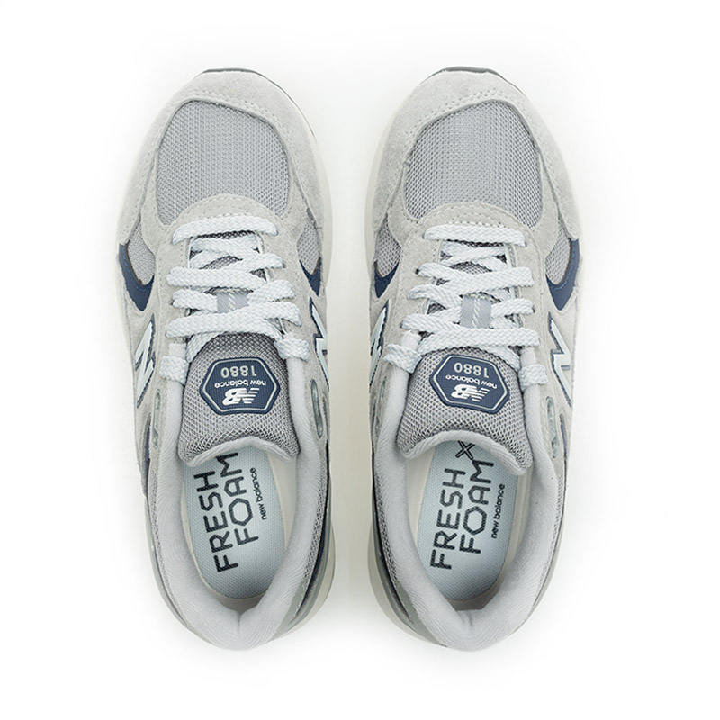 Sizing New Balance 1880 Retro Sneakers Gray Plain Surface U188W3U2