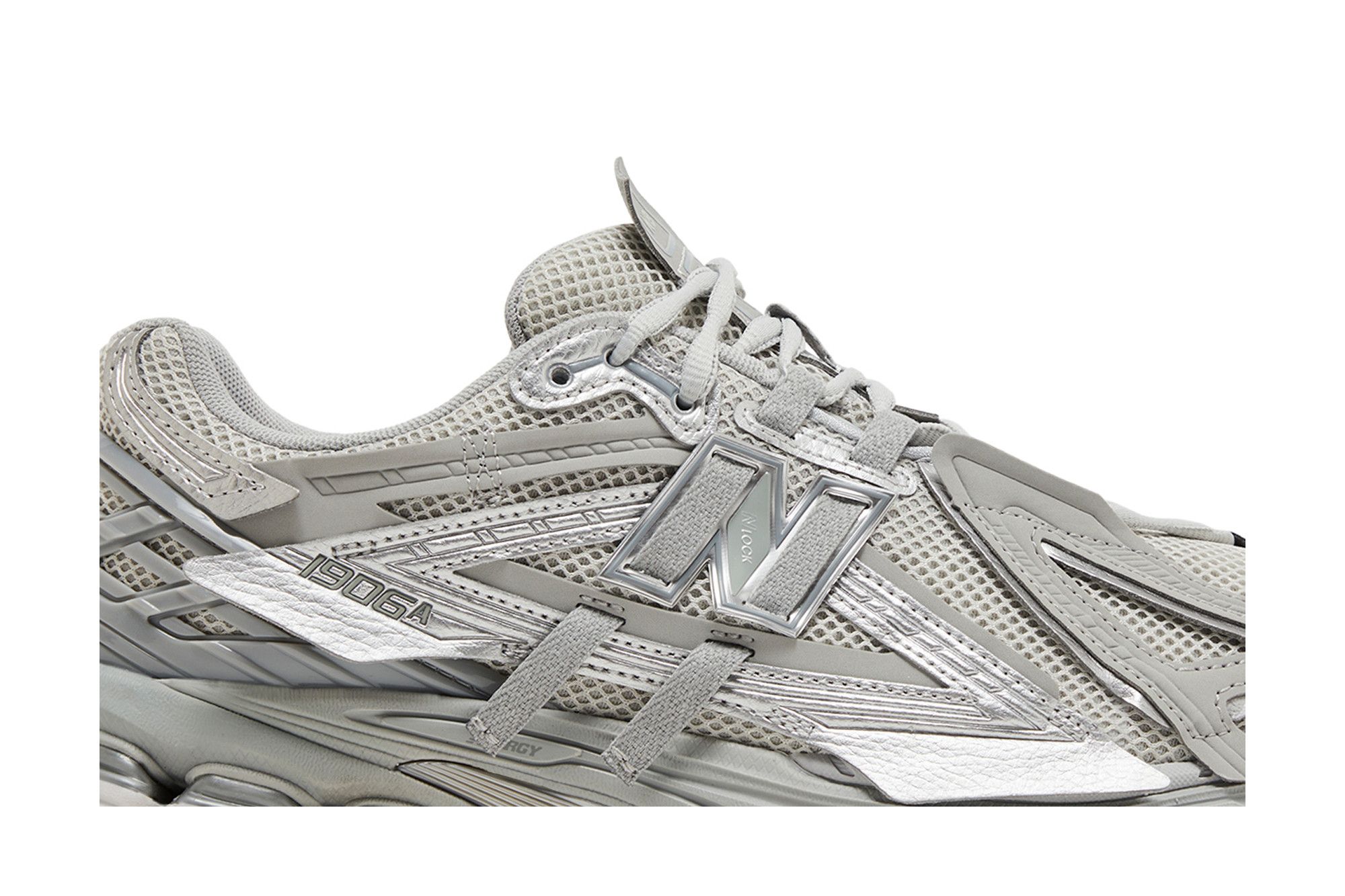 Shop New Balance 1906A「混凝土銀金屬」M1906AG M1906AG
