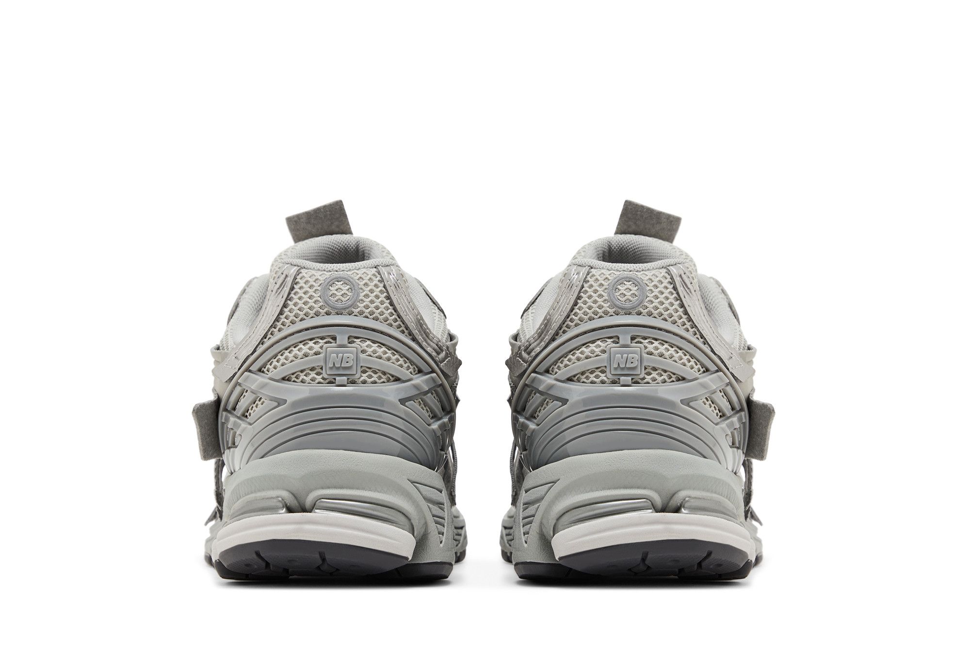 Sizing New Balance 1906A 'Perak Konkrit Metalik' M1906AG