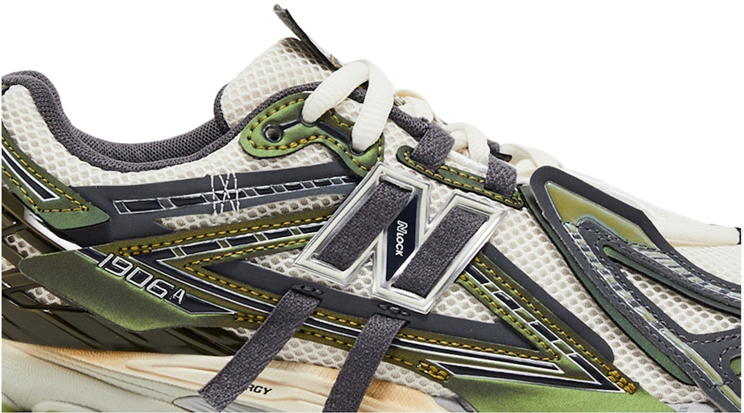 New Balance 1906A 'Olive Juice Sea Salt' Sneakers Pria Wanita U1906ANC Lookbook New Balance 1906A 'Olive Juice Sea Salt' Sneakers Pria Wanita U1906ANC