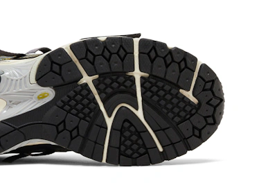 New Balance 1906A 'Olive Juice Sea Salt'