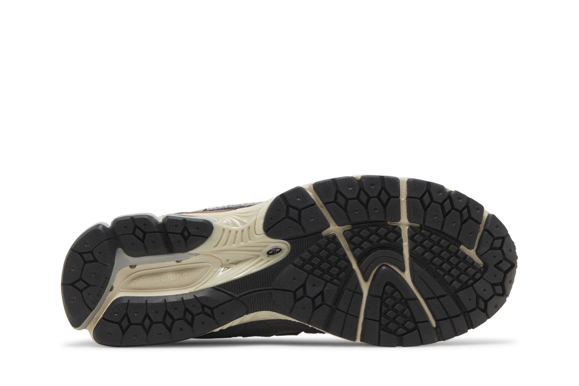 Shop New Balance 1906D『保護套裝 - 城岩』M1906DA