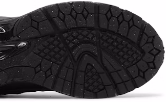 Details for New Balance 1906D ''Protection Pack - Triple Black'' Zwart M1906DF