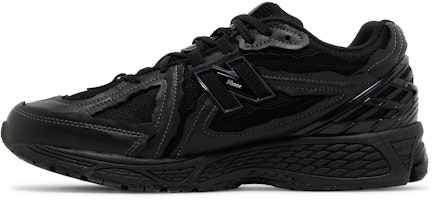 New Balance 1906D 'Protection Pack - Hitam Penuh' M1906DF Lookbook New Balance 1906D 'Protection Pack - Hitam Penuh' M1906DF
