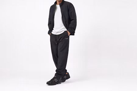 Order New Balance 1906R '黑色金屬' M1906RJB