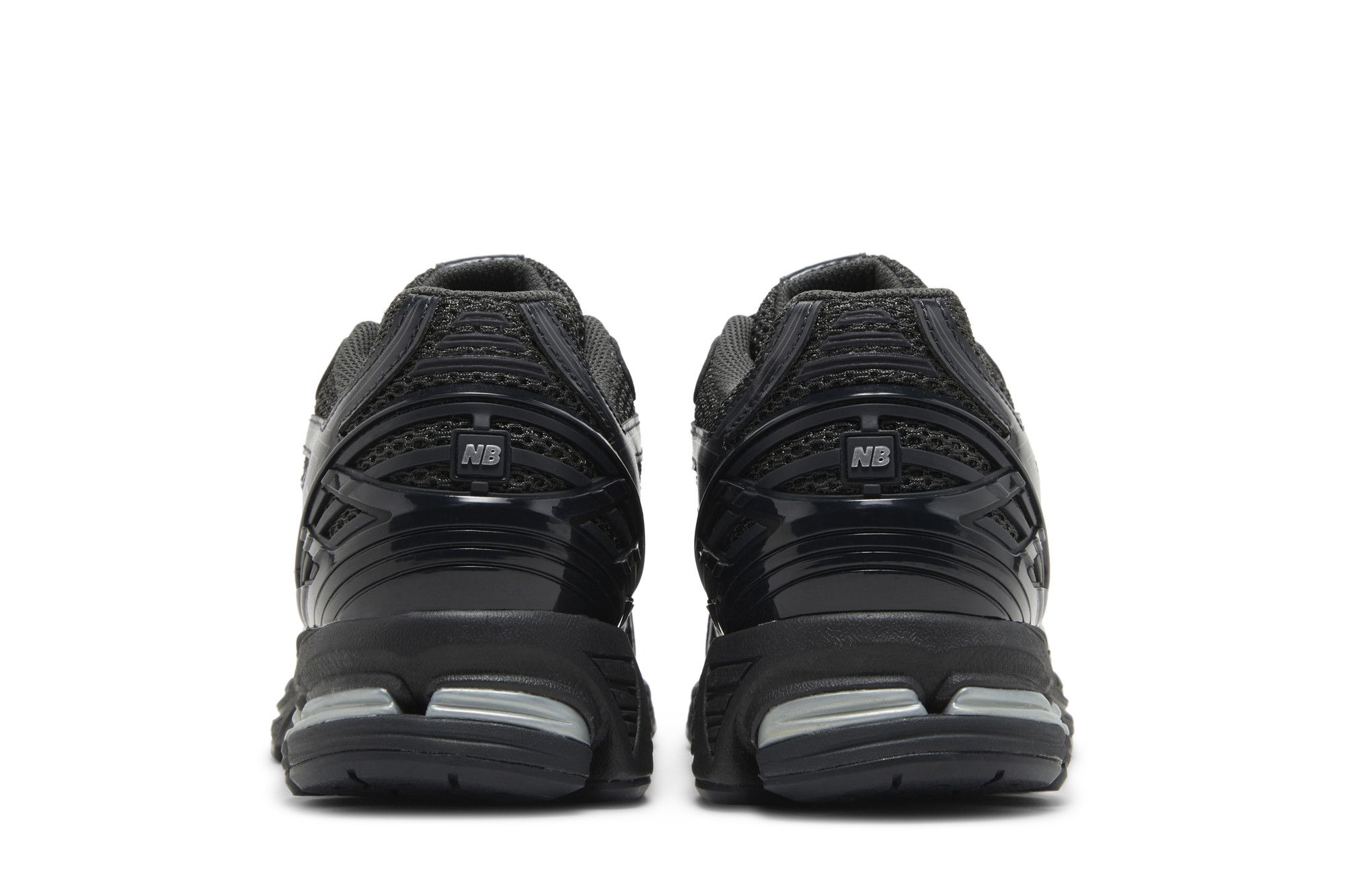 Sizing New Balance 1906R ''Noir Métallique'' M1906RJB