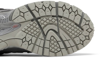 ニューバランス 1906R "黒ピンク月" (NB 1906R 黒ピンク月) M1906RHC Purchase ニューバランス 1906R "黒ピンク月" (NB 1906R 黒ピンク月) M1906RHC