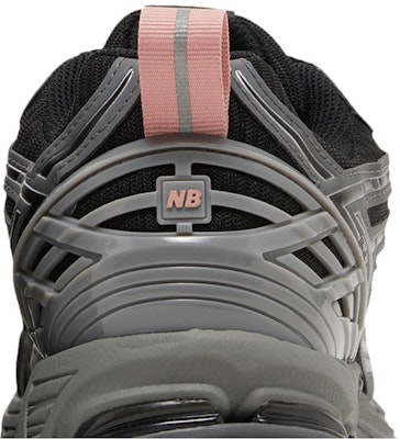 New Balance 1906R 'Black Pink Moon' M1906RHC Sizing New Balance 1906R 'Black Pink Moon' M1906RHC