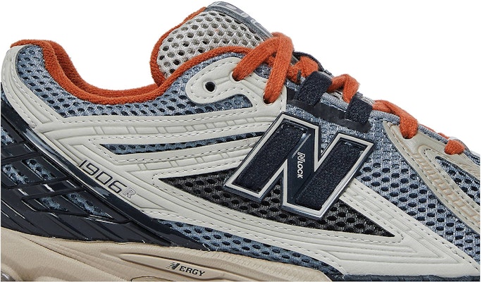New Balance 1906R 'Blacktop Mindful Grey' size? Exclusive M1906RSA Order New Balance 1906R 'Blacktop Mindful Grey' size? Exclusive M1906RSA