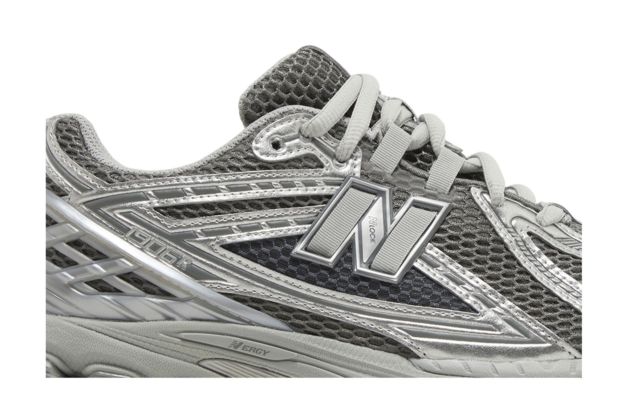 Lookbook New Balance 1906R '海港灰' M1906REH