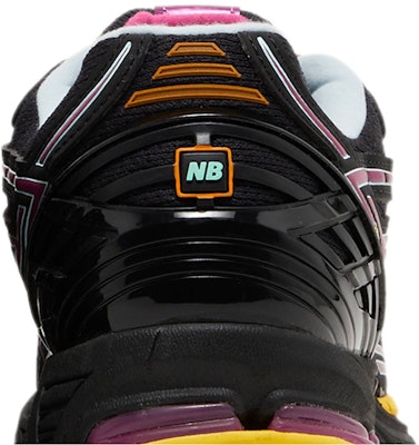 New Balance 1906R 'Lampu Neon' M1906RCP Sizing New Balance 1906R 'Lampu Neon' M1906RCP