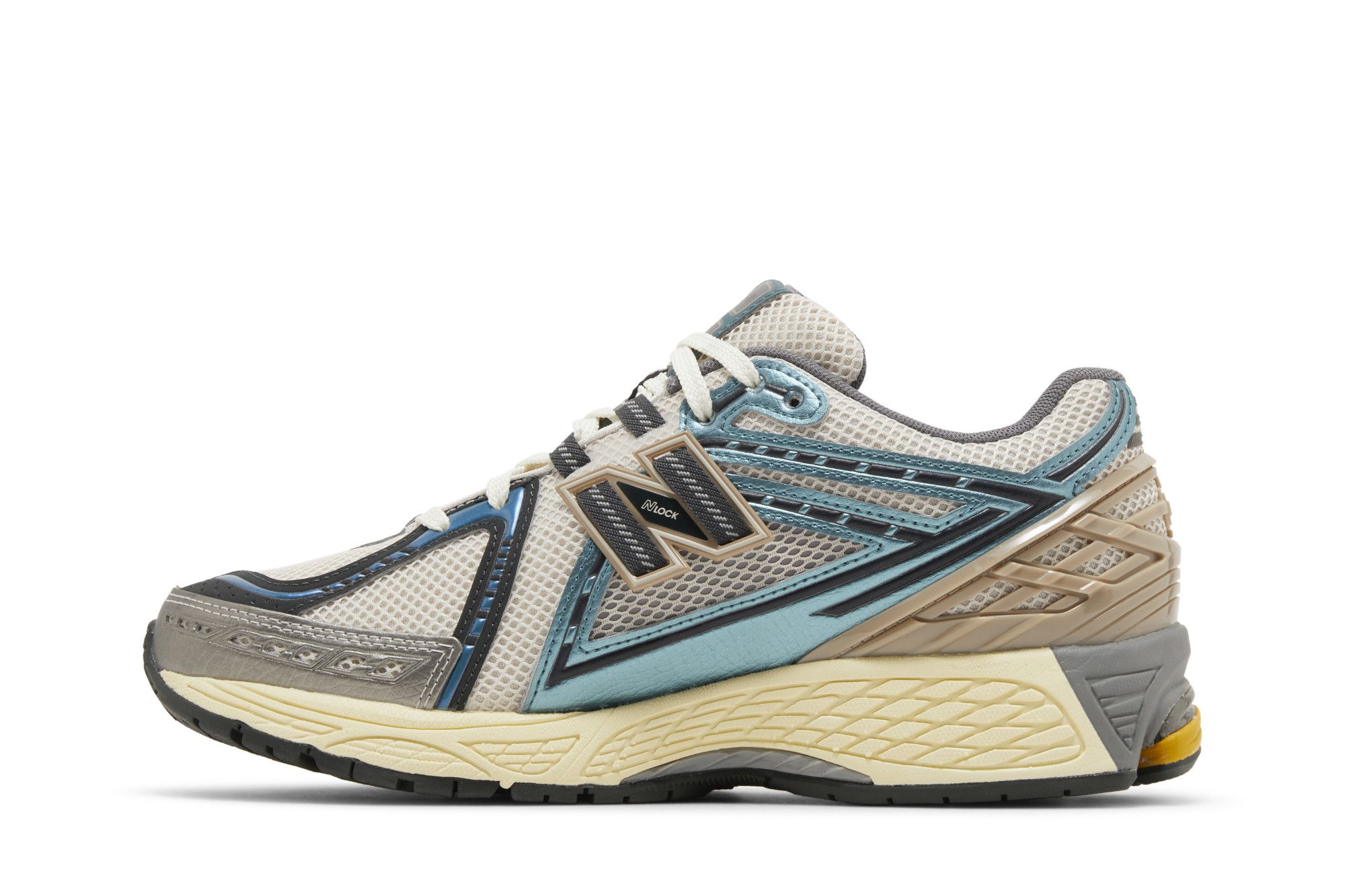 Shop New Balance 1906R '新雪松' M1906RRC