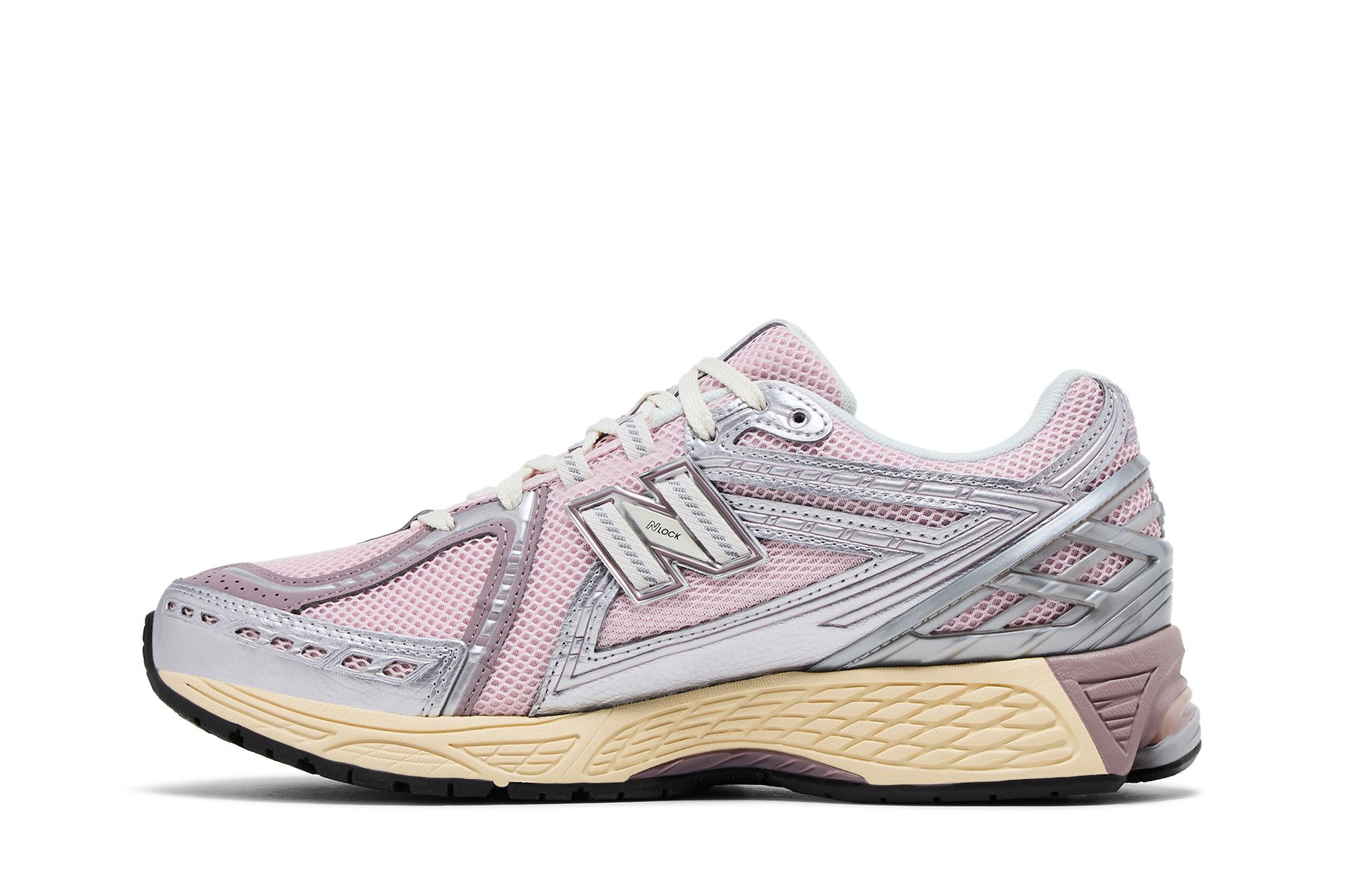 Lookbook ニューバランス1906R「パステルパック - ローズシュガー」 U1906RNF