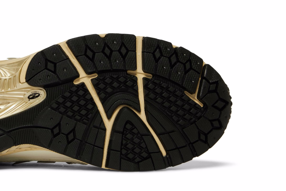 New Balance 1906R 'Sea Salt Eclipse' M1906RR