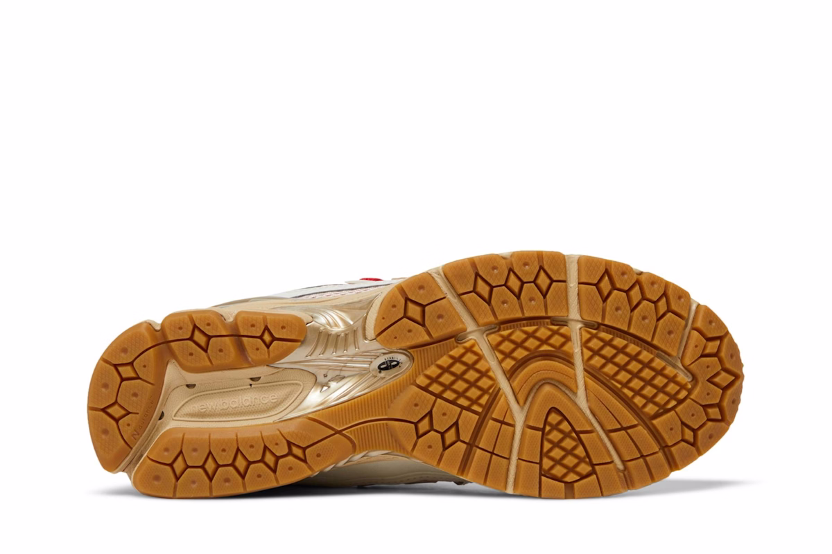 New Balance 1906R 'Sea Salt True Red' M1906RO