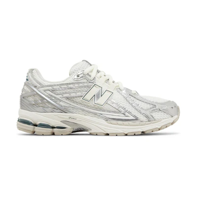 NB 1906R 'Silver Metallic Cream'