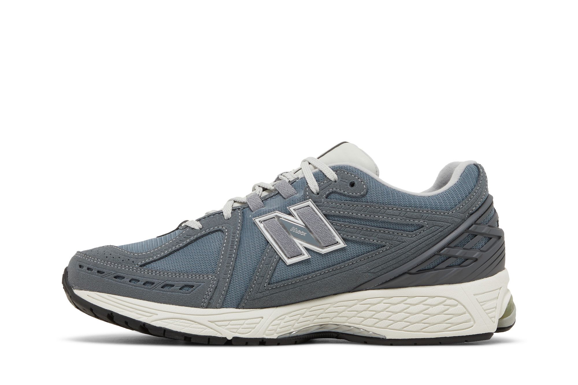 Shop New Balance 1906R '鈦金屬' M1906RV
