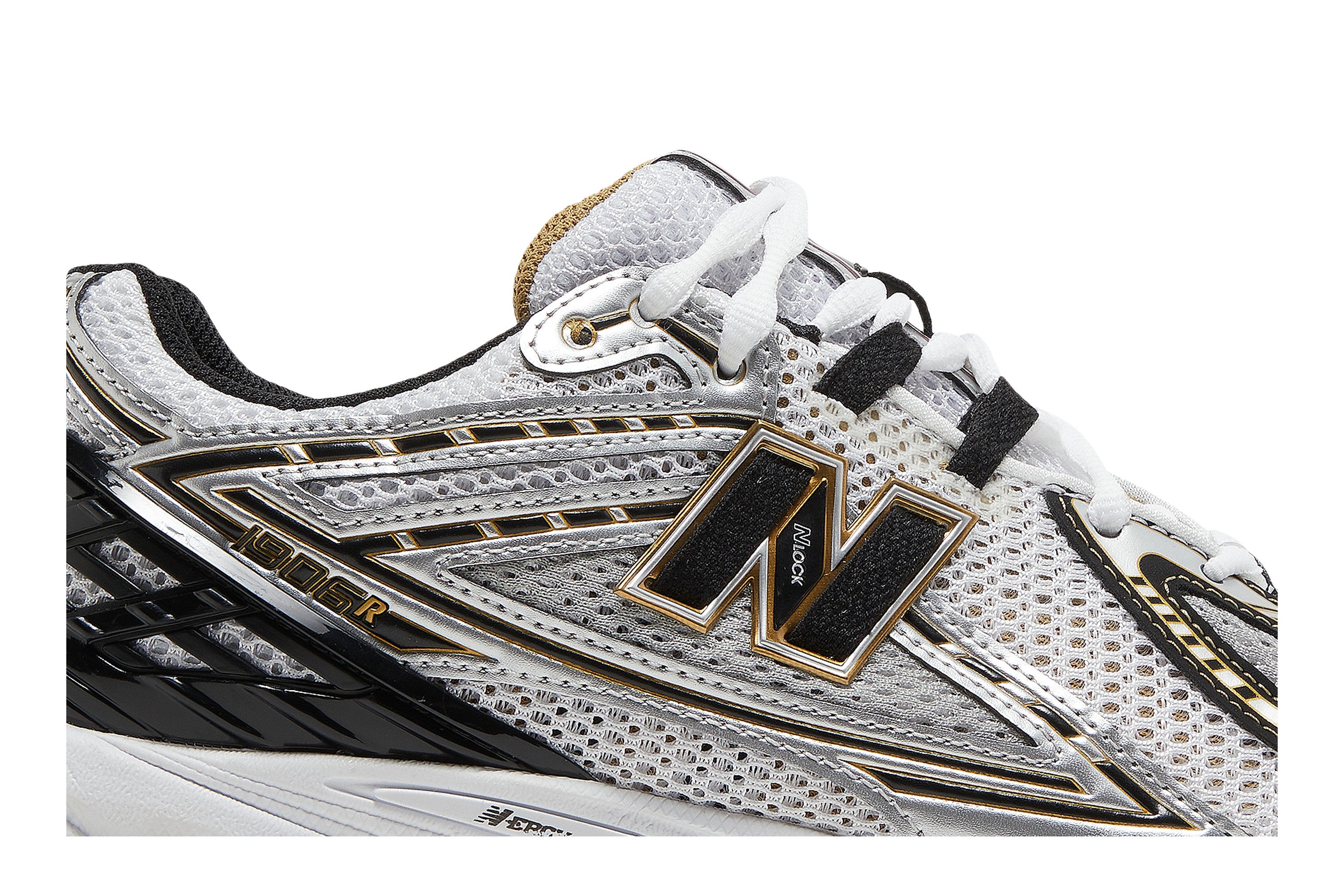 Lookbook New Balance 1906R 'White Gold' M1906RA