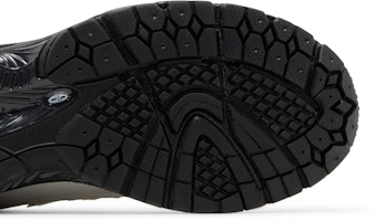 New Balance 1906R Comme des Garcons Pria Putih M1906RCO Purchase New Balance 1906R Comme des Garcons Pria Putih M1906RCO