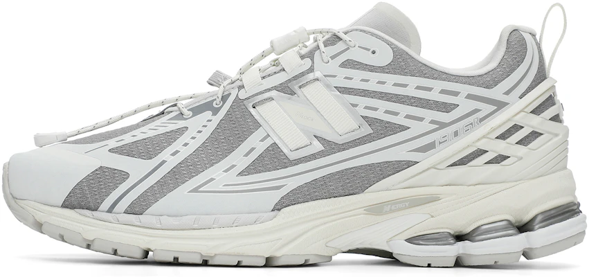 New Balance 1906R Gray Low-Top Running Shoes - Outdoor Comfort & Style U1906RWG Buy New Balance 1906R Gray Low-Top Running Shoes - Outdoor Comfort & Style U1906RWG