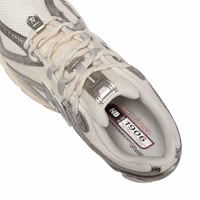 Sizing New Balance 1906R 跑鞋 U1906RCN