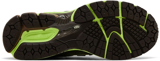 New Balance 1906R SSENSE独家款“20周年” M1906RSF Shop New Balance 1906R SSENSE独家款“20周年” M1906RSF