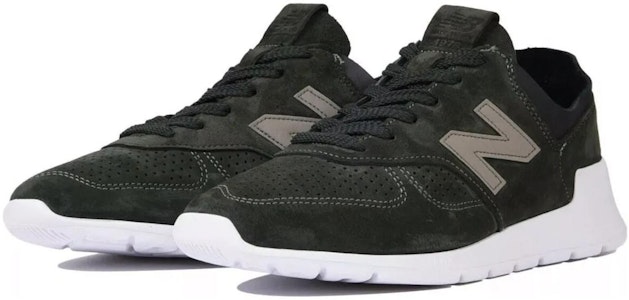 New Balance 1978 'Olive' Sepatu Sneaker ML1978SN Lookbook New Balance 1978 'Olive' Sepatu Sneaker ML1978SN