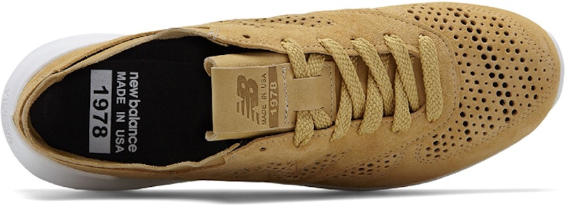 New Balance 1978 'Cokelat Muda' ML1978HC Lookbook New Balance 1978 'Cokelat Muda' ML1978HC