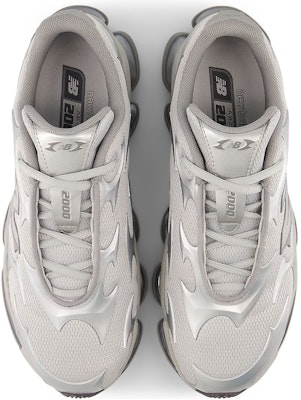 New Balance 2000 ''Argent Métallique'' U20005UW Lookbook New Balance 2000 ''Argent Métallique'' U20005UW