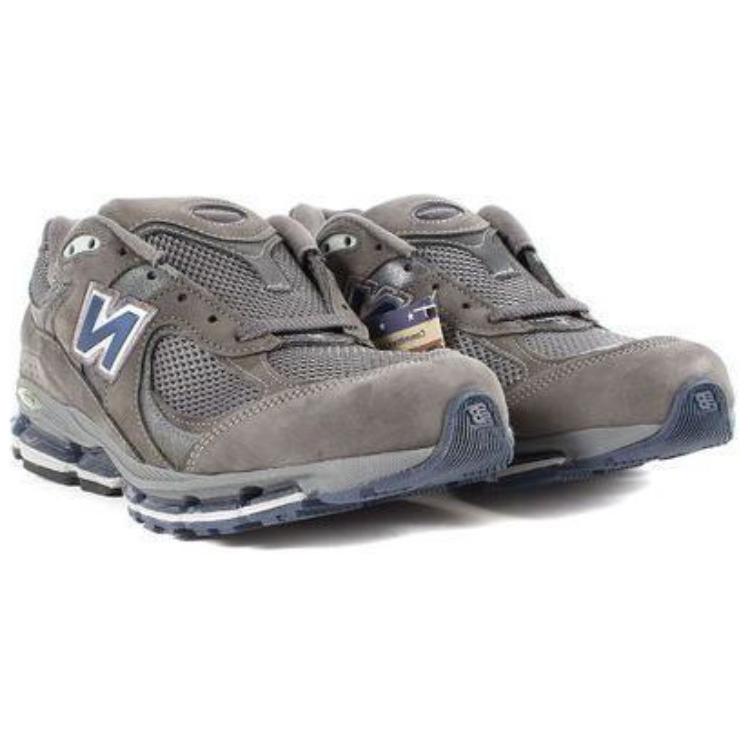 Shop New Balance 2002 Buatan USA 'Kelabu Navy' MR2002CU