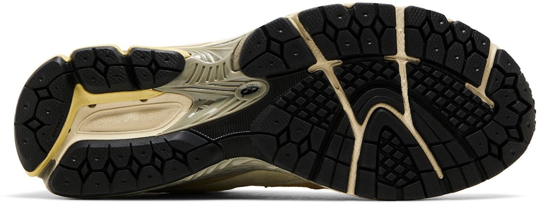 New Balance 2002R ''AURALEE Gelb Beige'' M2002RE1 Shop New Balance 2002R ''AURALEE Gelb Beige'' M2002RE1