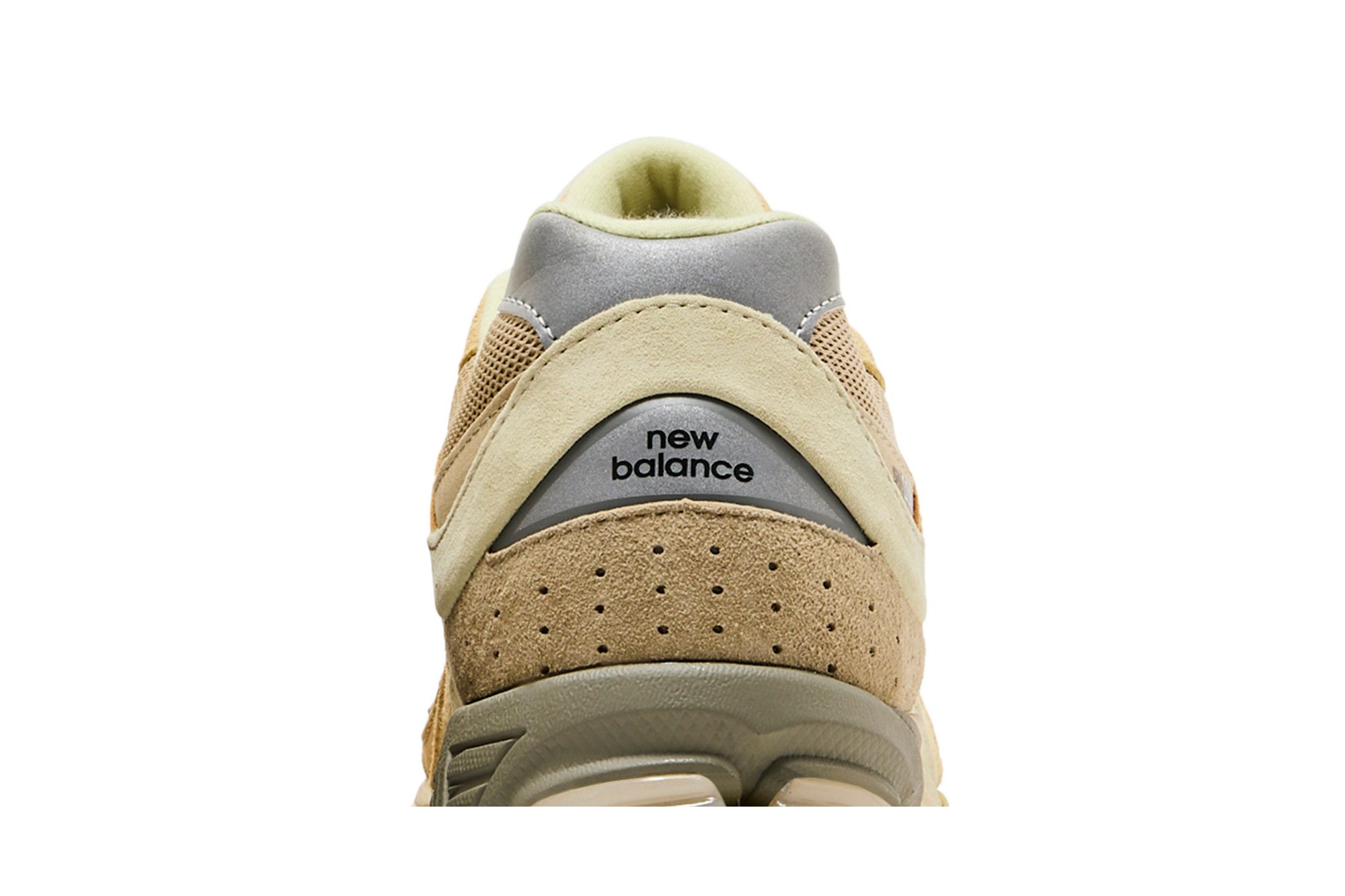 Sizing New Balance 2002R ''AURALEE Gelb Beige'' M2002RE1